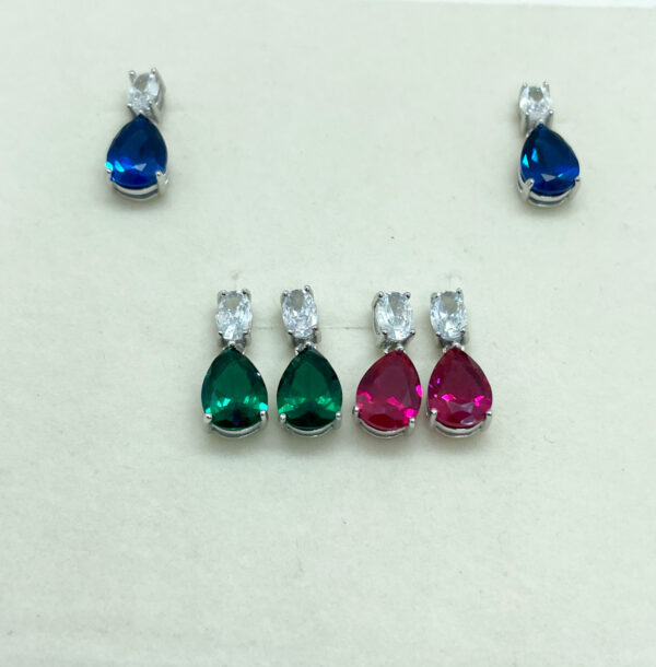Orecchino pendente pietre vari colori placcato rodio