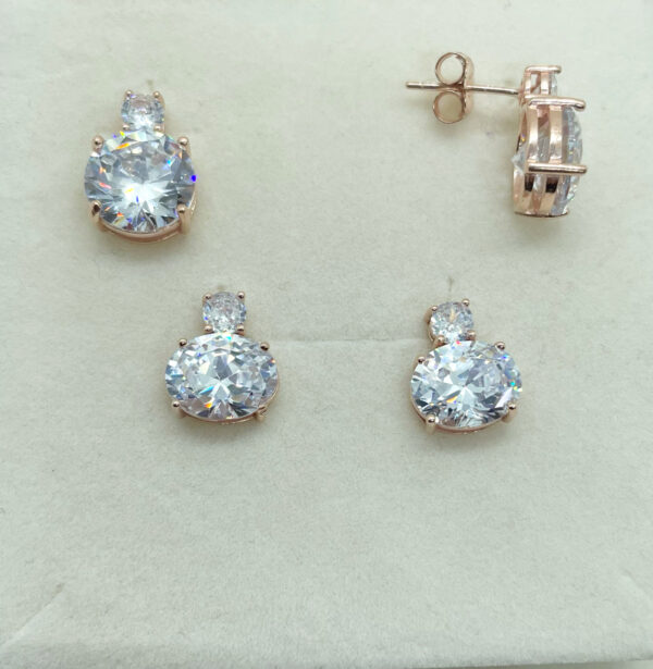 Orecchini a lobo con zircone bianco placcati in oro rosa 18k - immagine 3