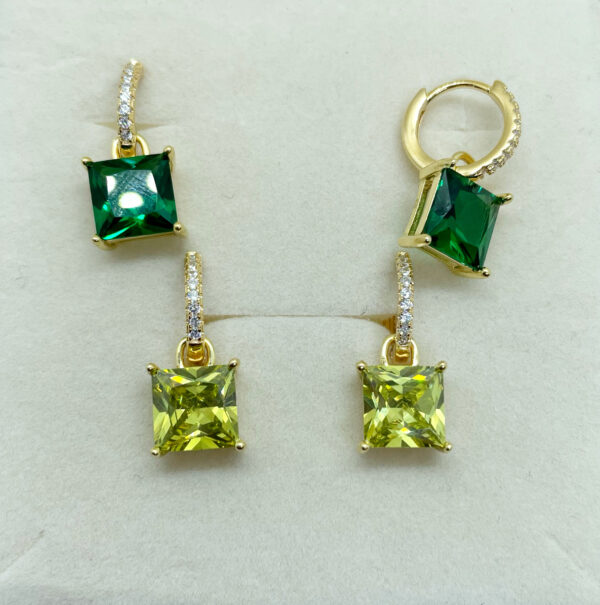 Orecchini a cerchietto con pendente placcati oro giallo 18k - immagine 3