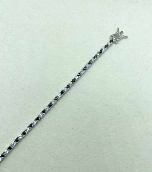 Bracciale tennis 2mm con zirconi bianchi e neri - immagine 3