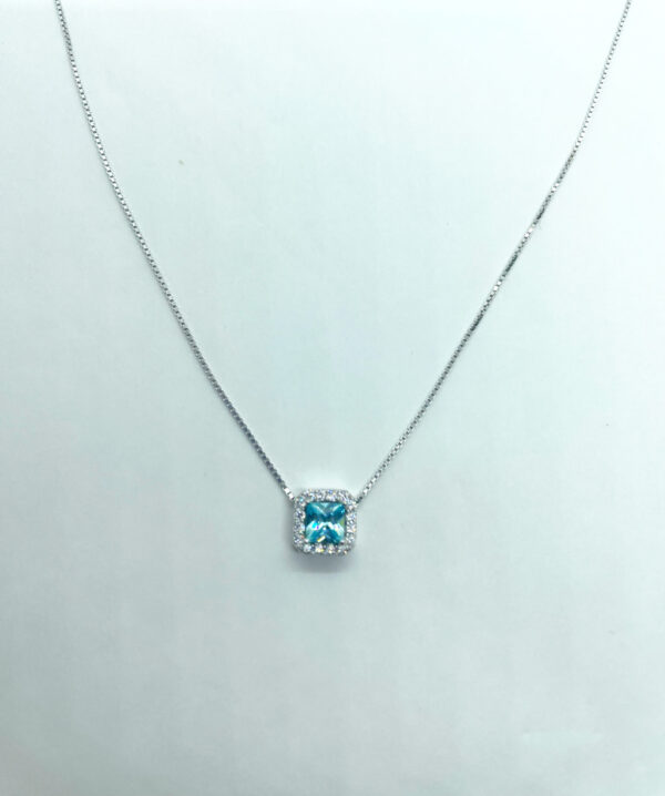 Collana con pendente colorato - immagine 2
