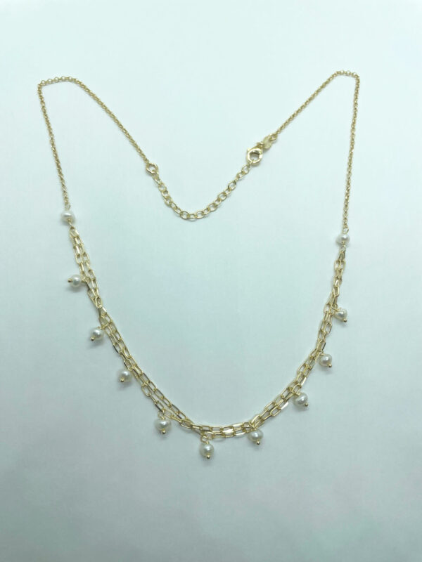Collana con perle di fiume pendenti