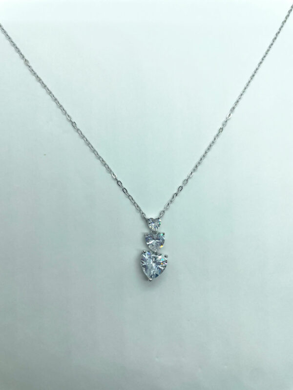 Collana con pendente cuori