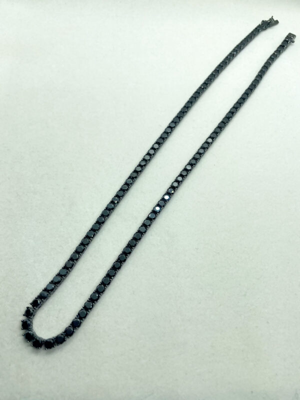 Collana tennis nera con zirconi di diametro 4mm