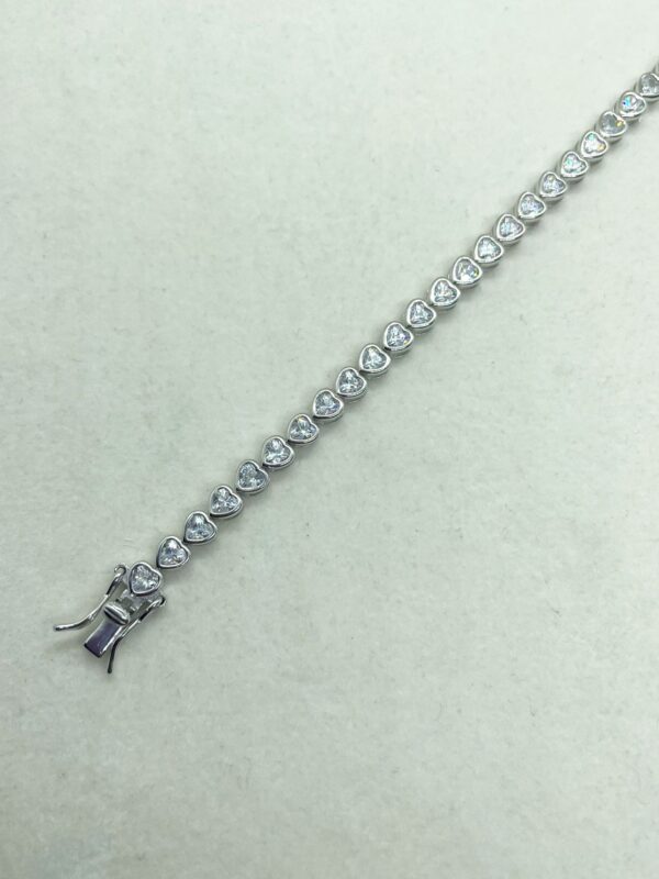 Bracciale tipo tennis con cuori diametro 3mm - immagine 3
