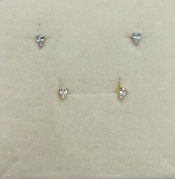 Orecchino goccia zircone bianco