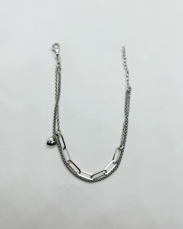 Bracciale con doppio filo e pendente cuore - immagine 2